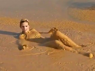 HClips Jana Mud Orgasm