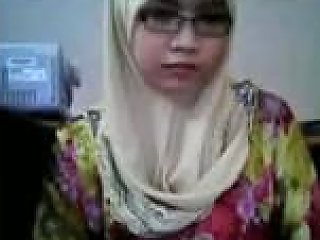 MyLust Nerdy And Slutty Malay Hijab Webcam Nympho Flashed Her Big Titties